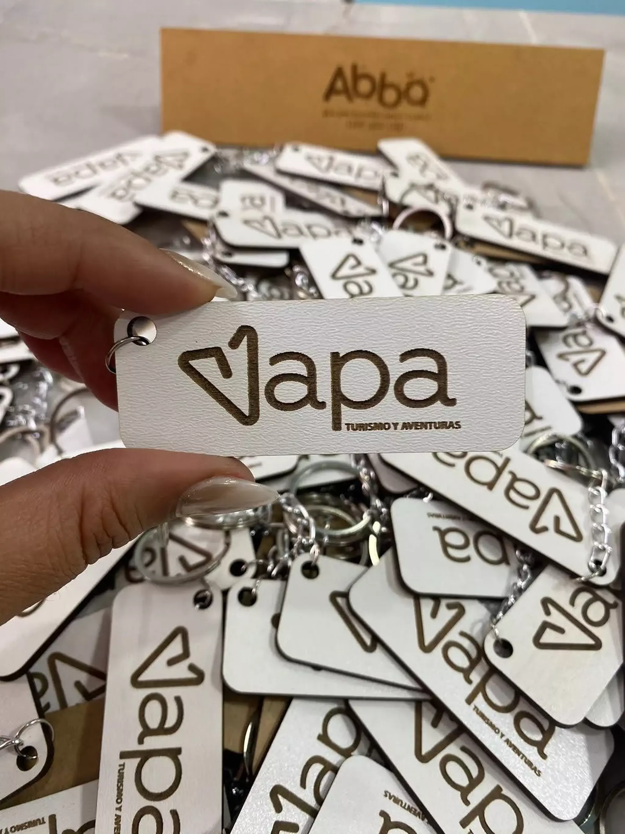 CIENTO DE LLAVEROS MDF A LASER